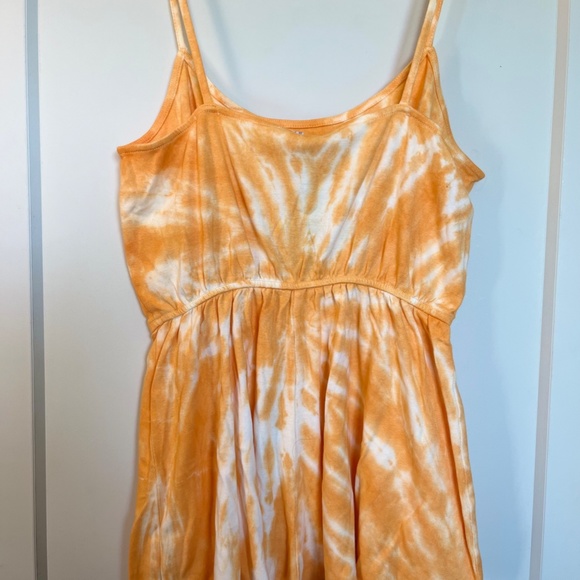 H&M Tie Dye Orange Romper - Picture 2 of 2